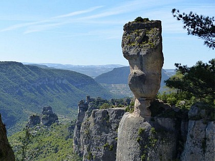 Les Corniches du Méjean