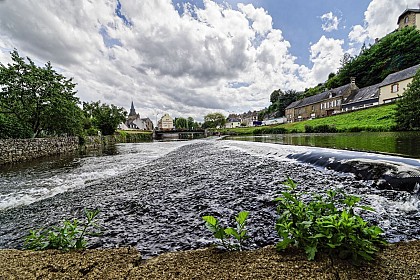 AMBRIERES LES VALLEES - Circuit Le Gué de Gênes