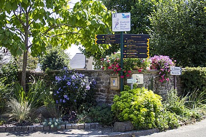 SAINT-LOUP-DU-GAST - BALADE DÉCOUVERTE DU VILLAGE