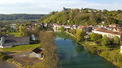 Circuit pédestre "La forteresse de Dun le Chastel" au départ de Dun-Haut