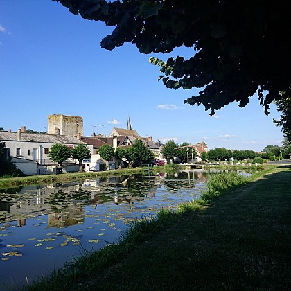 MENNETOU SUR CHER - Chemin du Carroir