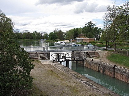 Canal de Montech ou canal de Montauban