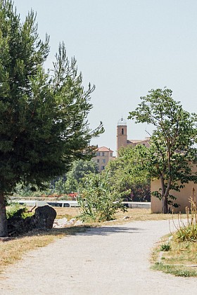 Bouches-du-Rhône en Paysages - Istres, les jardins de l'Etang