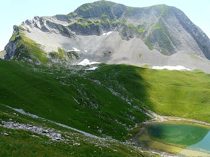 Lac du Charvin Itinerary