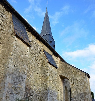 SENTIER DE RANDONNÉE À CHIGNÉ