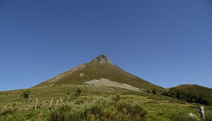 Font de Cère (le Puy Griou) à St Jacques des Blats