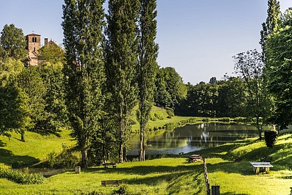 Par Mont et par Vaux