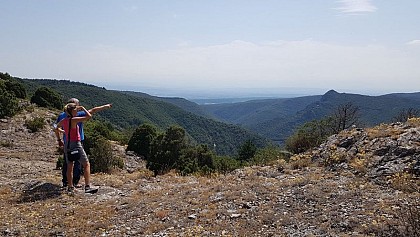 Dawn’s footsteps (Les pas de l’Aube)