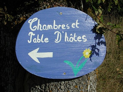 Saint-Julien, église promontoire sur la vallée de la Garonne