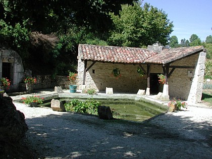 Laplume, circuit des lacs et lavoirs dans les coteaux de Gascogne