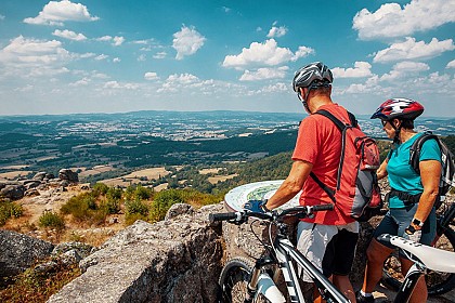 A VTT sur la GTMC, entre Cussy-en-Morvan et Bourbon-Lancy