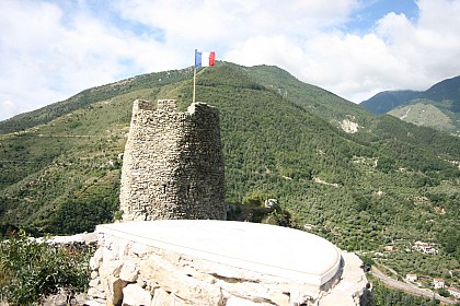 Randonnée pédestre Boucle de la tour Cruella