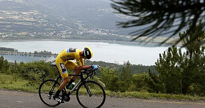 ROUTE - DEMI JOURNEE / PUY SANIERES - SAVINES LE LAC