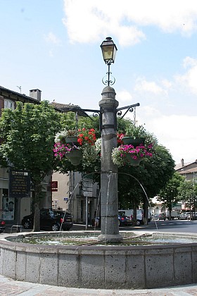 A la découverte des cités médiévales : Maurs la Jolie