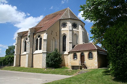 Au bord du rû des Méances