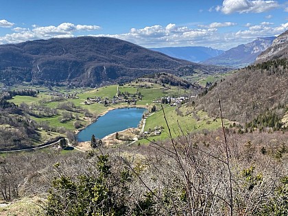 En passant par le Mont Rochefort