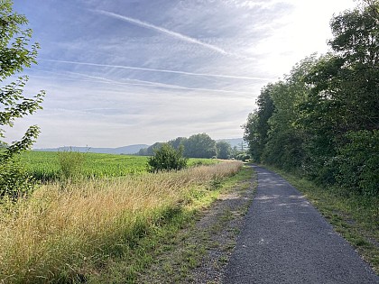 Quiet route in  Agimont (La Tassenière)