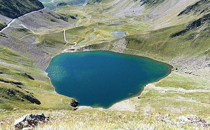 Le lac d'Oncet et le pic du Midi de Bigorre