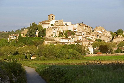 Rando: La Chapelle Ste Croix et Le Tour de Pierredon