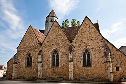 GUIDE RANDO DU PERCHE SARTHOIS : CIRCUIT N°11 - saint-aubin-des-coudrais "À travers les collines de Saint-Aubin"
