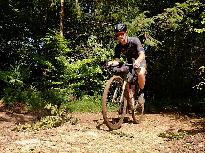 Circuit de Gravel: Boucle 115km du lac des Settons