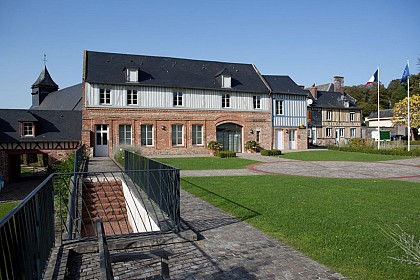 Val-de-Saâne à pied