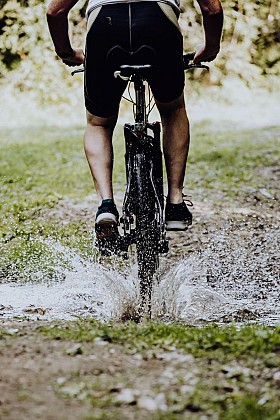 Sport and relaxation from ValJoly lake to the Eau d’Heure Lakes
