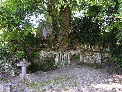 Circuit pédestre N°27 - "La Grotte de Pipou"