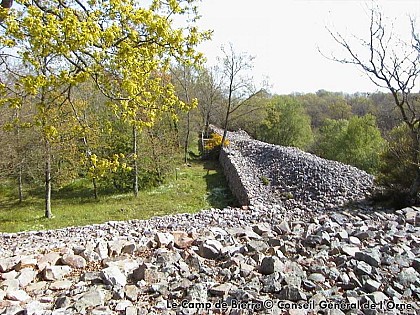 Le Camp de Bierre Path - Sensitive Natural Area in the Orne in Normandy