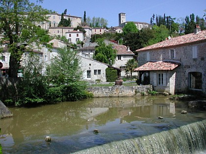 Poudenas, une ambiance de Toscane