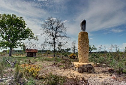 A Garein, dans les traces de la Forêt d'Art contemporain