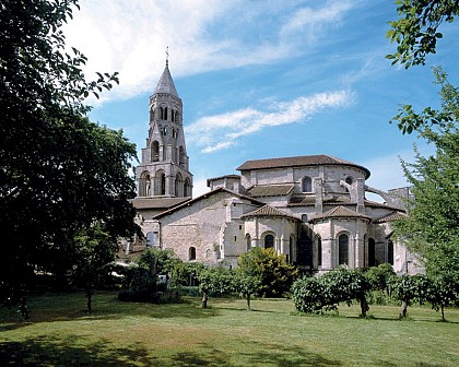 V 56 Limoges - Bénévent-l'Abbaye (Véloroute)