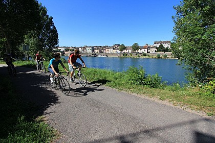 La Saône, rive gauche
