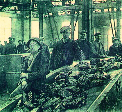 TRETS - LES PAYSANS MINEURS