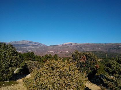 Accédons à la Croix de Cabris