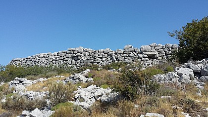 Saint Vallier de Thiey Circuit du Castellaras de la Malle