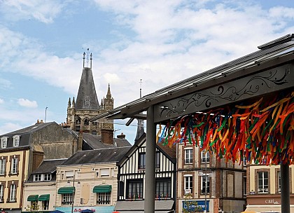 Randonnée à pied au pays de l'Aigle Le Télégraphe
