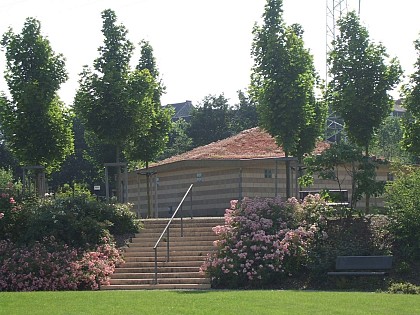 Cheratte-Haut : Land of bees and cartoon strips