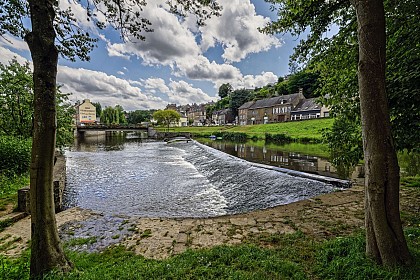 AMBRIERES-LES-VALLEES - RANDONNEE - CIRCUIT LE GUÉ DE GÊNES