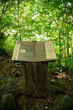 LASSAY, PAYS DE LANCELOT DU LAC