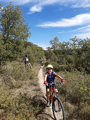 CAP VERS LES CHÂTEAUX GASCONS - VTT-FFC 10 - Beaucaire