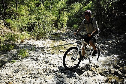 L'Escapade sur Mallefougasse n°20 - ROUGE - Base VTT FFCT Val de Durance