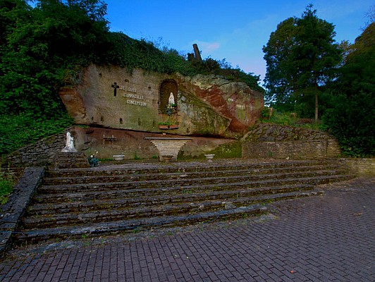 Grotte, Bisten