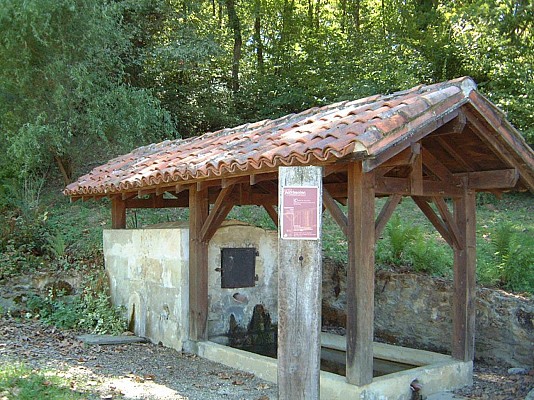 Fontaine Saint-Leu