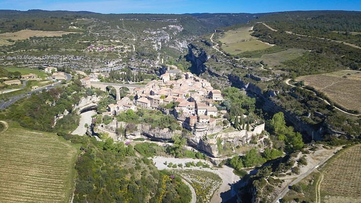 Minerve vue aerienne