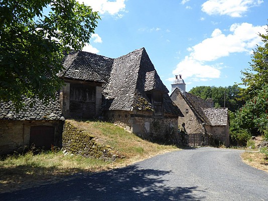 Le mur du diable à Junhac