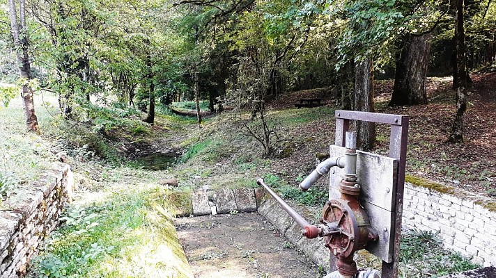 JAULDES-L'Âge-lavoir