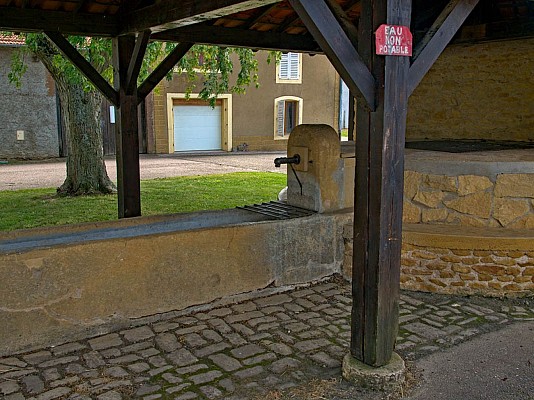 Lavoir de Sailly-Achâtel