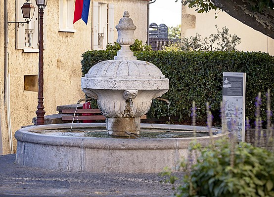 R02 - Châteauneuf du Pape-Patrimoine