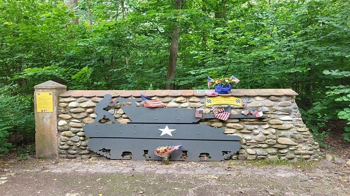 Sentier des mémoires de la seconde guerre mondiale